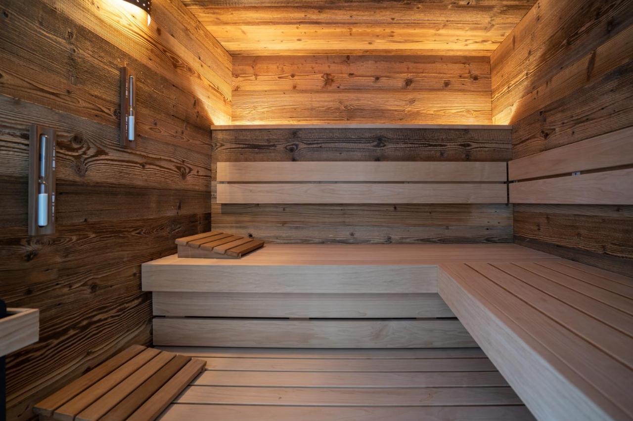 Antik-hof Guest house 4*